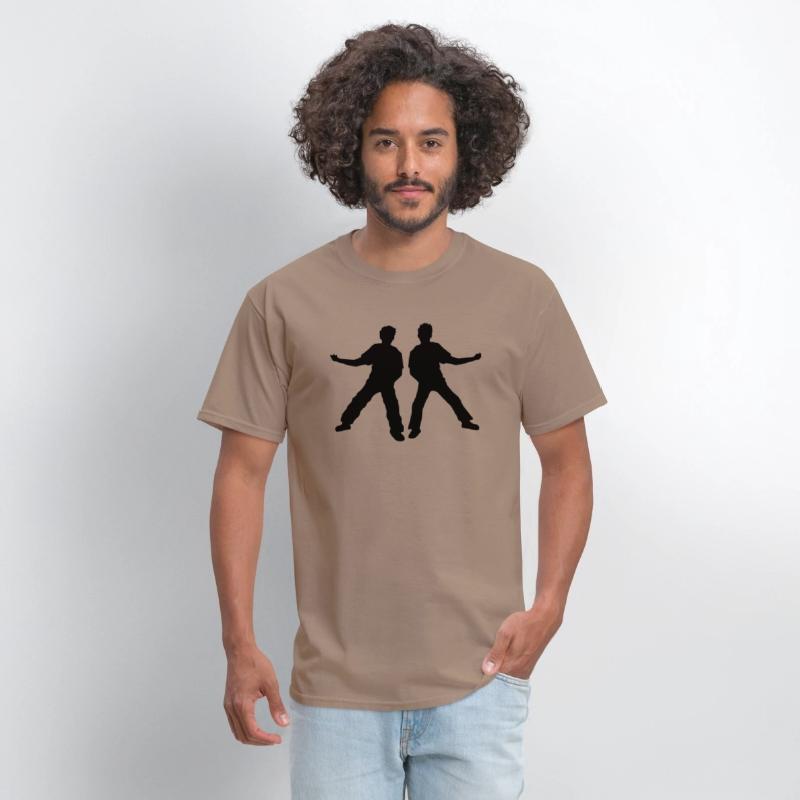 2 friends air guitar