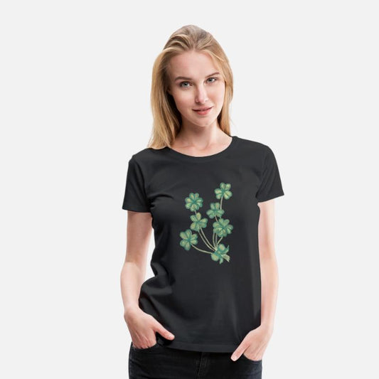 A collection of green watercolor clovers