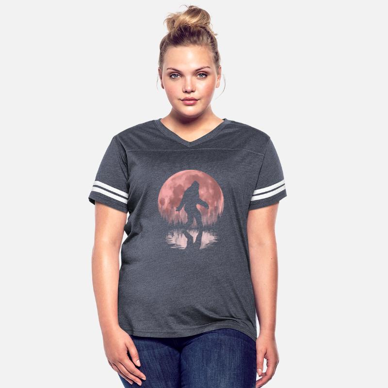 Bigfoot Moon Night Forest Sasquatch Wo
